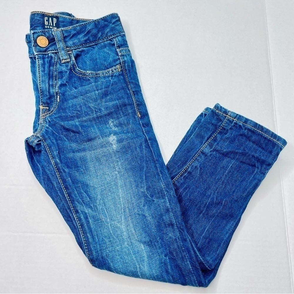 GAP Denim Distressed Girlfriend Jeans in 5 Slim with Adjustable Waist Dark Wash